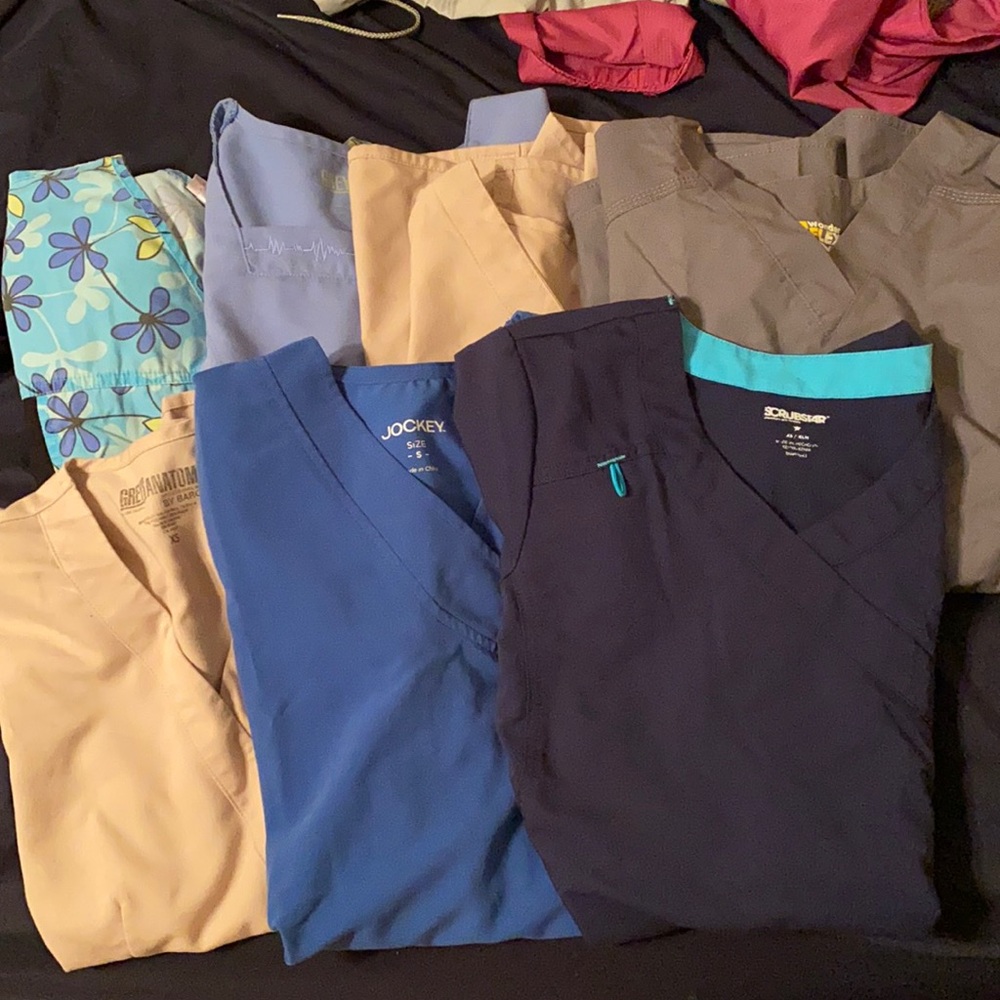 7 top scrub bundle